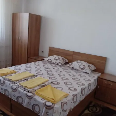 Стаи За Гости Петрови Konukevi 2*