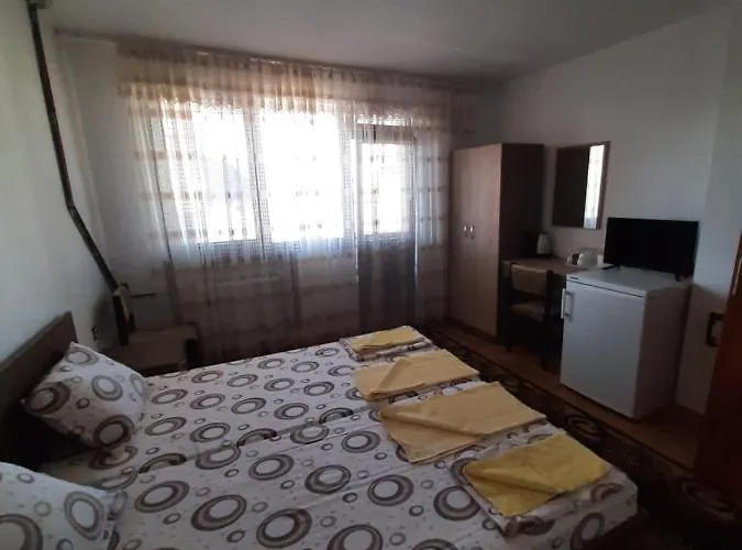 за гости петрови Primorsko